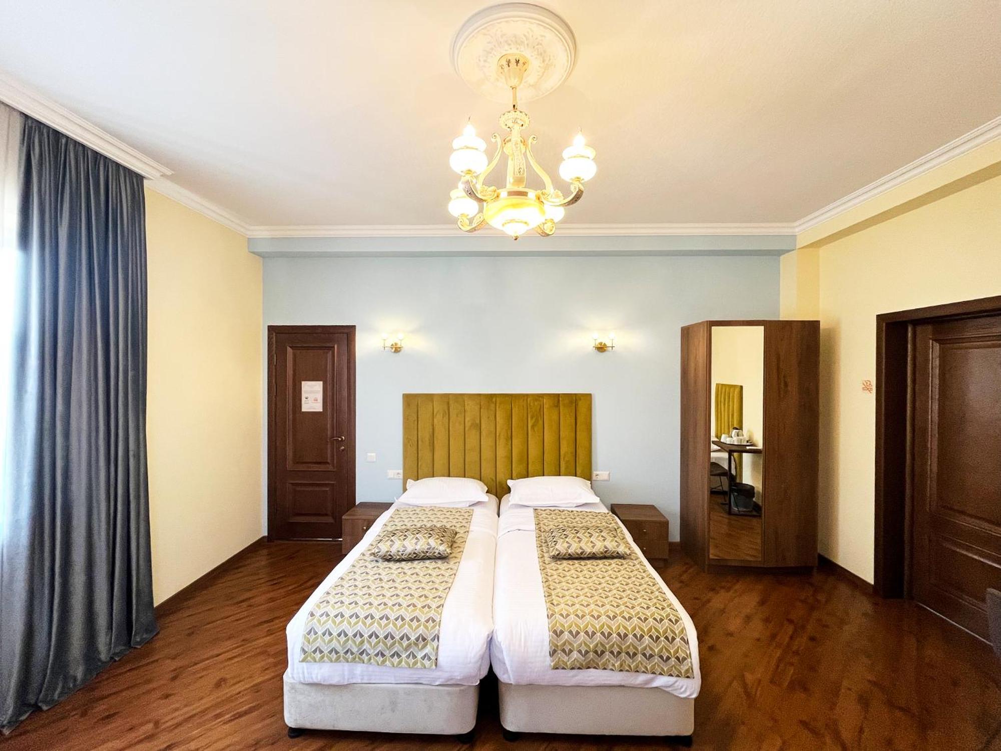 Phazisi Hotel Tbilisi Zewnętrze zdjęcie